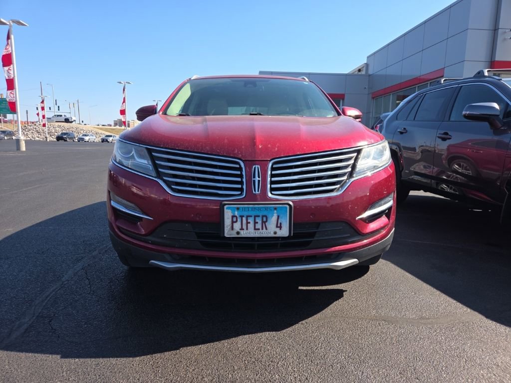 Used 2017 Lincoln MKC Reserve image 2