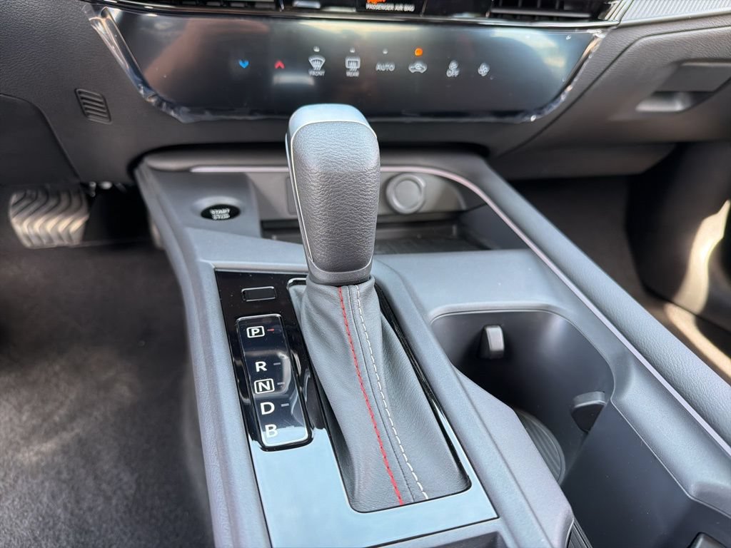 New 2026 Nissan Sentra SR w/ Floor Mat Package FWD image 12