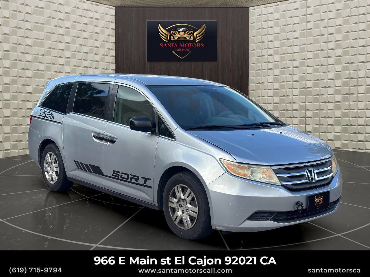 Used 2011 Honda Odyssey LX image 2