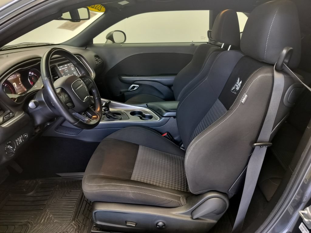 Used 2022 Dodge Challenger R/T Scat Pack RWD image 8