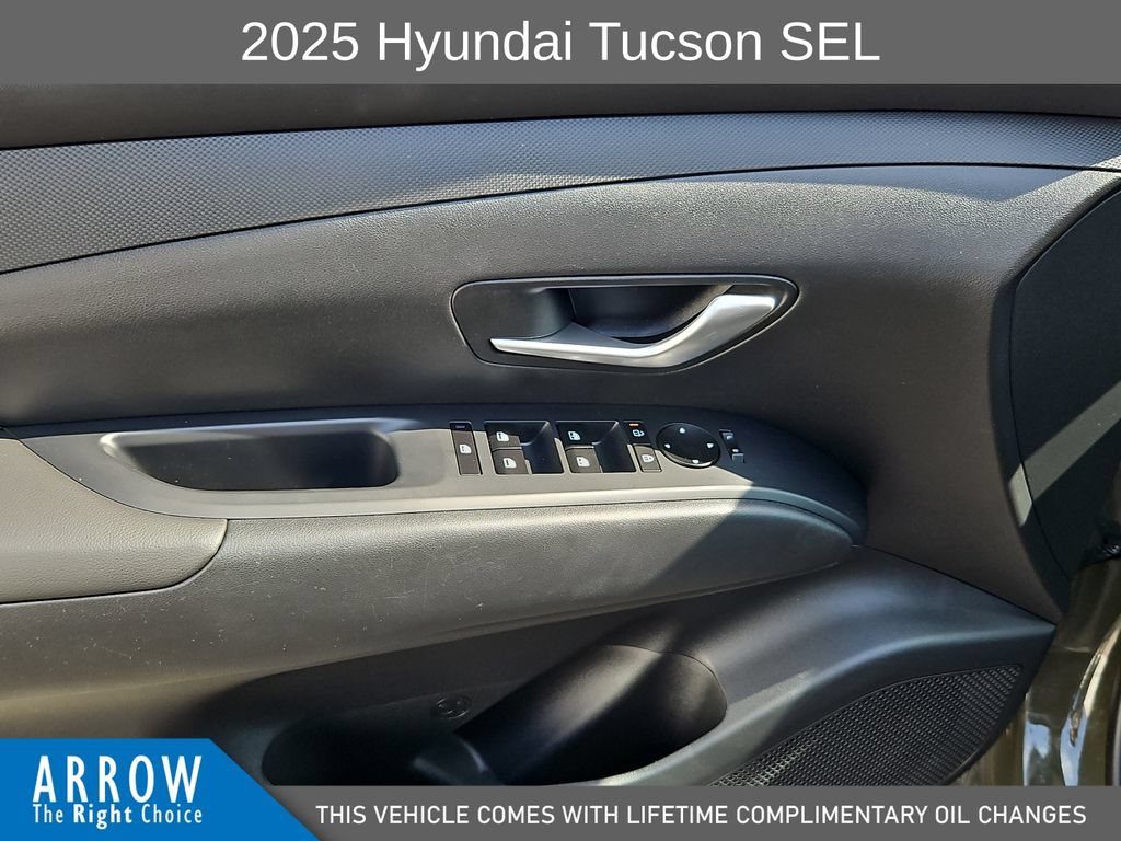 Used 2025 Hyundai Tucson SEL FWD image 21