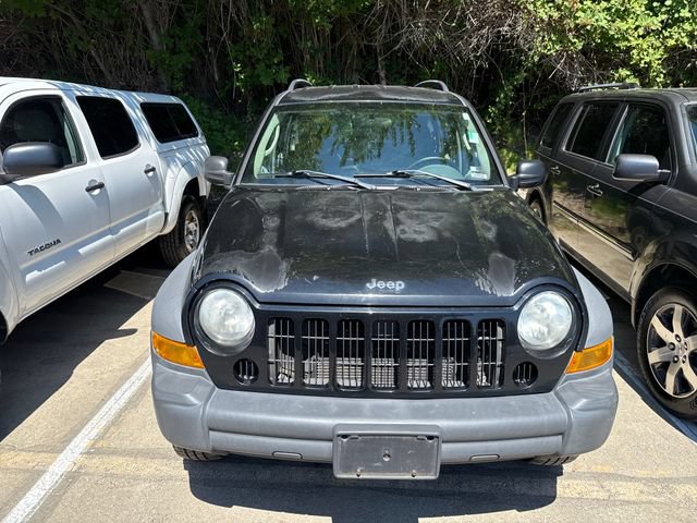 Used 2007 Jeep Liberty Sport AWD/4WD image 2