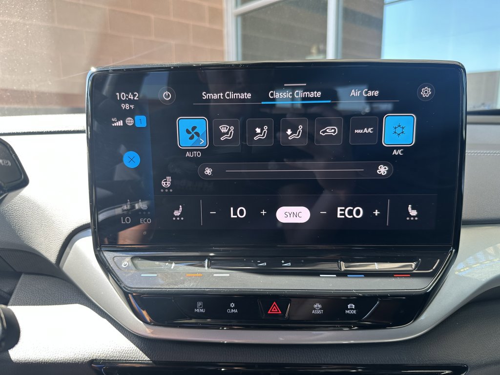 Used 2023 Volkswagen ID.4 S image 30