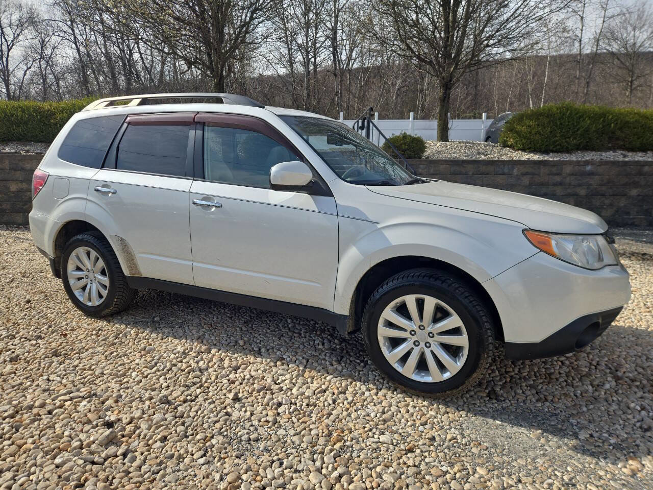 Used 2011 Subaru Forester 2.5X Premium AWD/4WD image 1