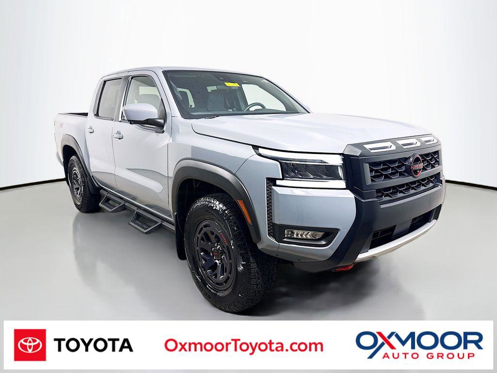 Used 2025 Nissan Frontier PRO-4X w/ Pro Convenience Package image 1