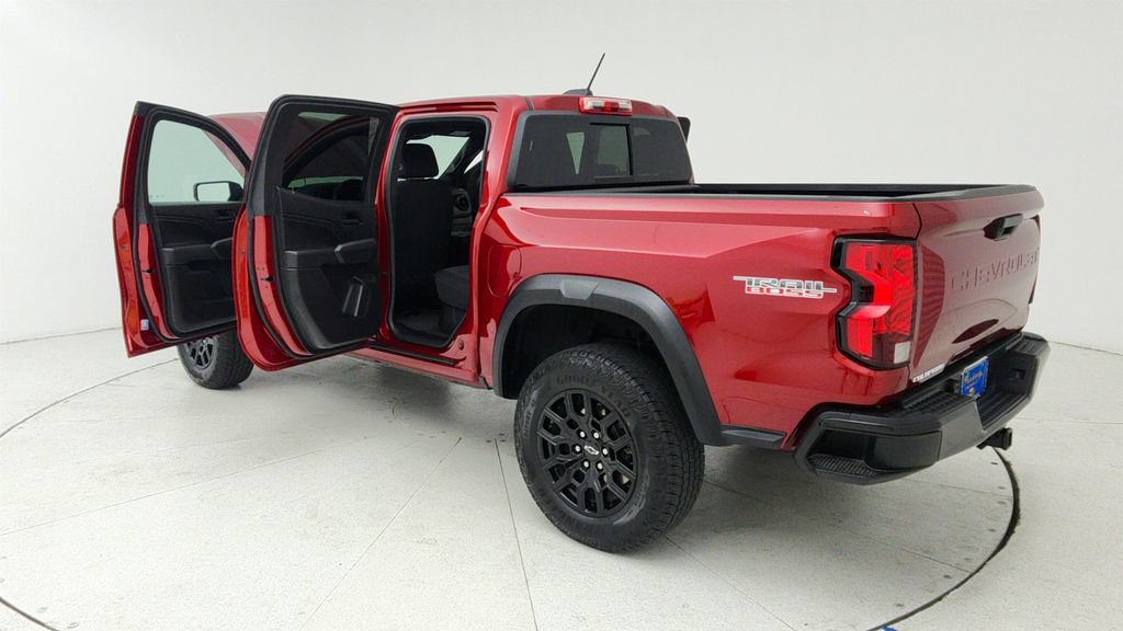 Used 2024 Chevrolet Colorado Trail Boss w/ Advanced Trailering Package AWD/4WD image 11