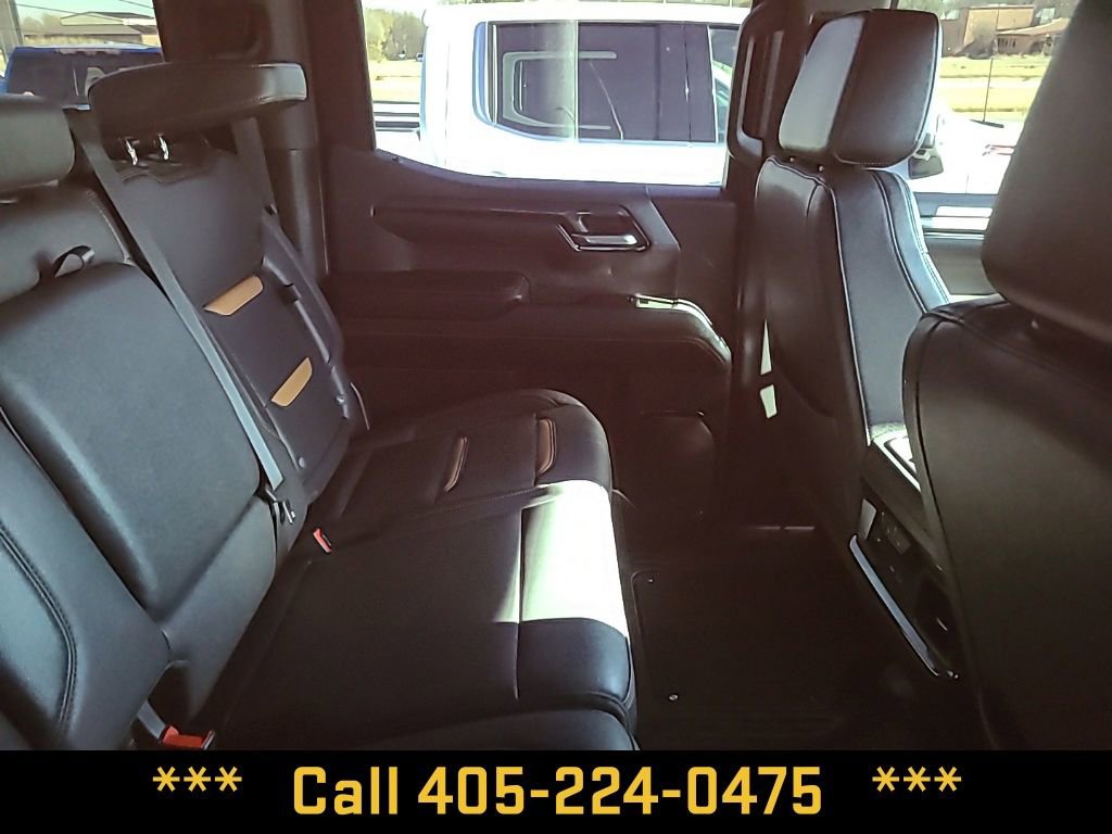 Used 2023 GMC Sierra 1500 AT4 w/ Technology Package image 23