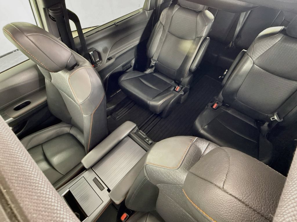 Used 2021 Toyota Sienna XSE w/ XSE Plus Package AWD/4WD image 26