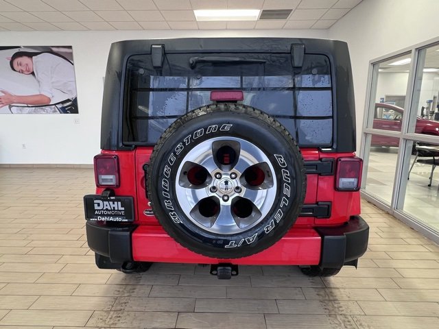 Used 2017 Jeep Wrangler Unlimited Sahara w/ Dual Top Group image 14