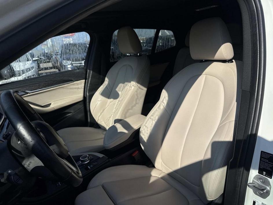 Used 2022 BMW X2 sDrive28i w/ Convenience Package image 19