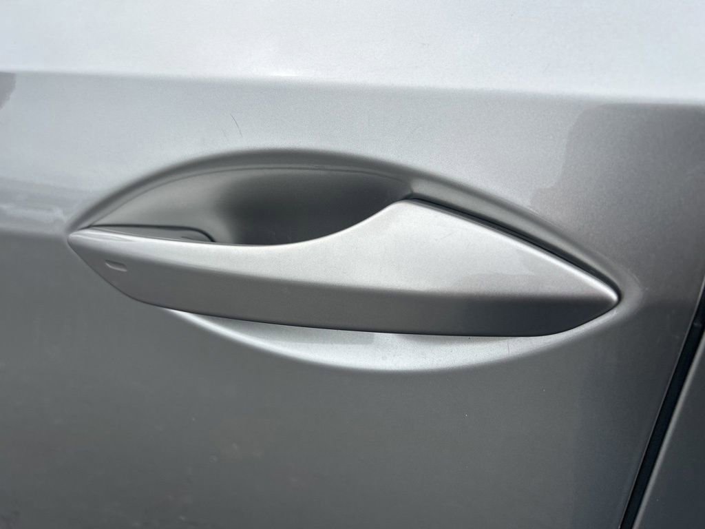 Used 2021 Lexus RX 350L FWD w/ Premium Package image 13