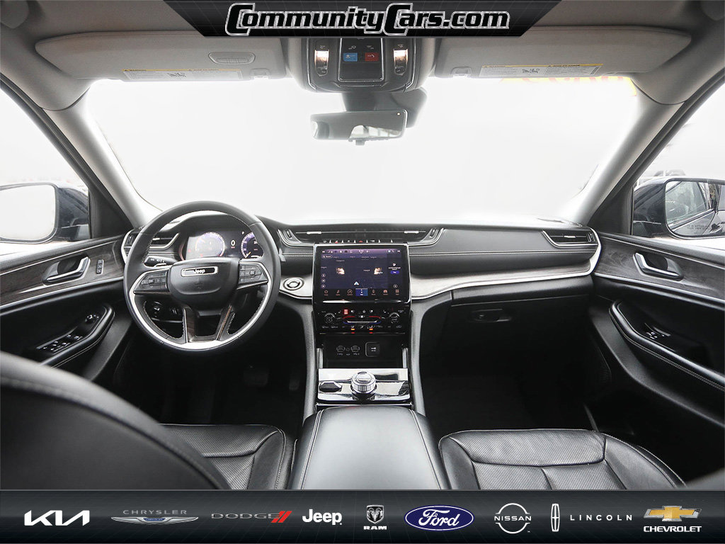 Used 2023 Jeep Grand Cherokee L Limited w/ Luxury Tech Group II image 26