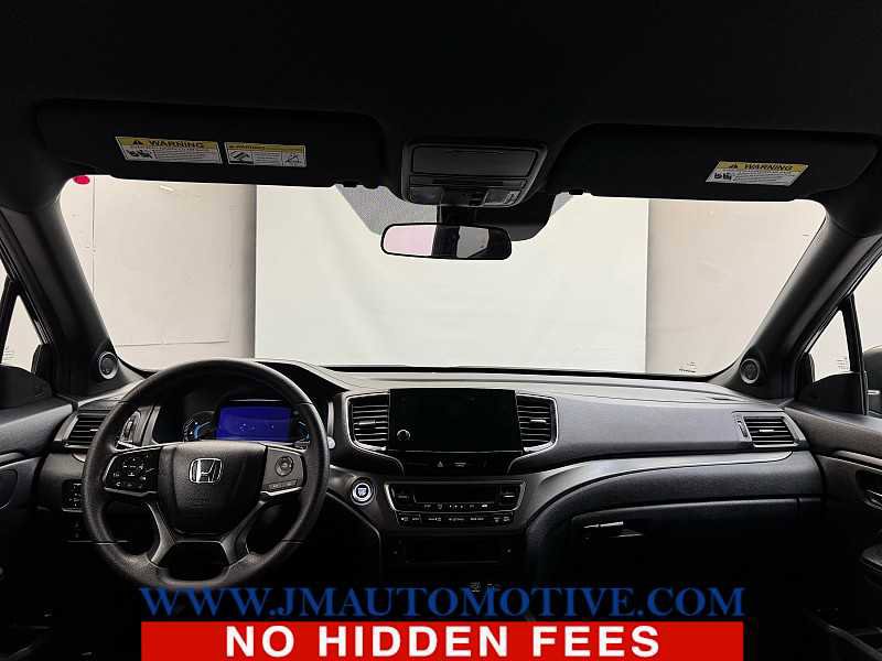 Used 2022 Honda Pilot Sport image 11