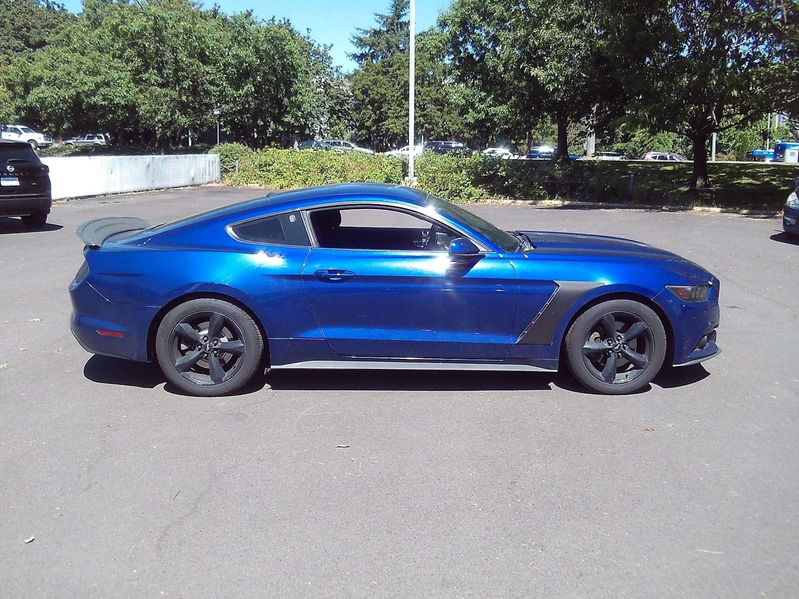 Used 2015 Ford Mustang Coupe w/ Equipment Group 051A RWD image 6
