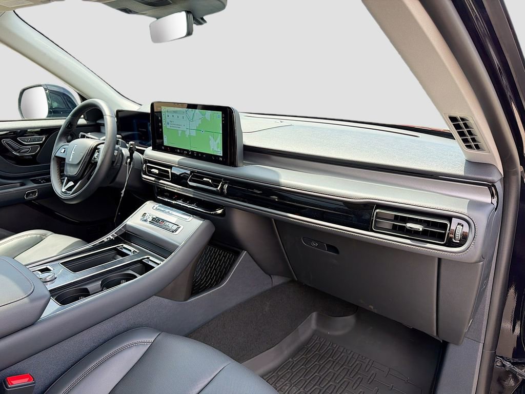 New 2026 Lincoln Aviator AWD image 34