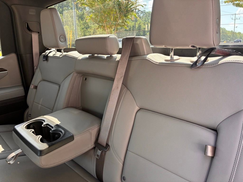 Used 2025 GMC Sierra 1500 SLT image 17