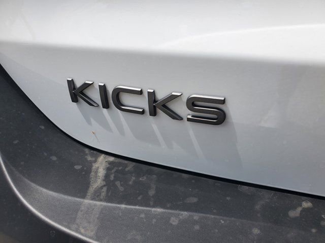 New 2026 Nissan Kicks S image 9