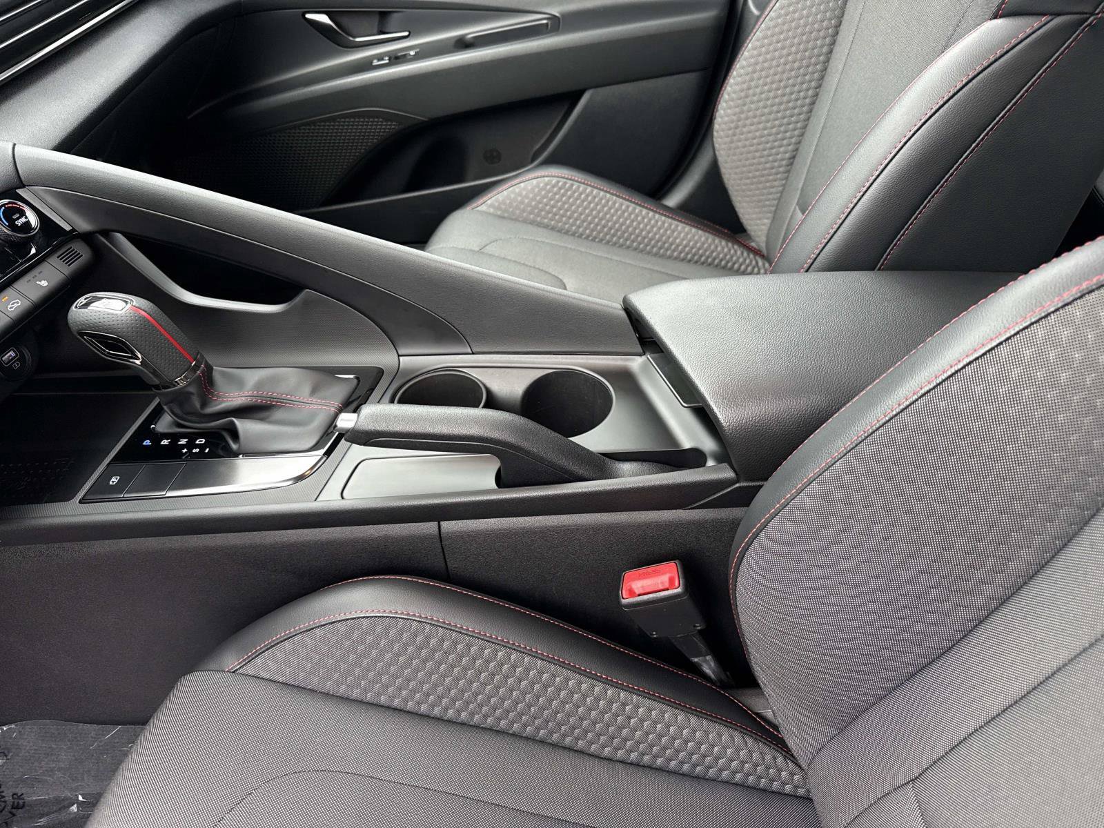 Certified 2021 Hyundai Elantra N Line FWD image 16