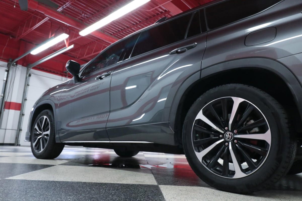 Used 2022 Toyota Highlander XSE FWD image 41