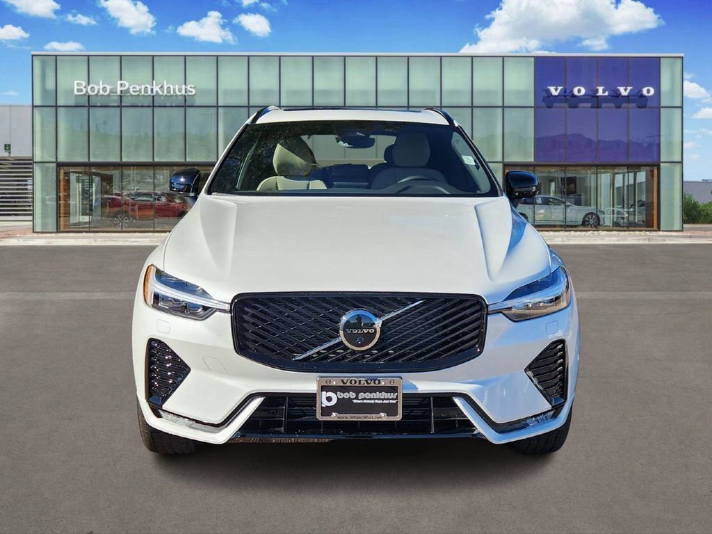 New 2026 Volvo XC60 B5 Plus w/ Protection Package Premier image 24