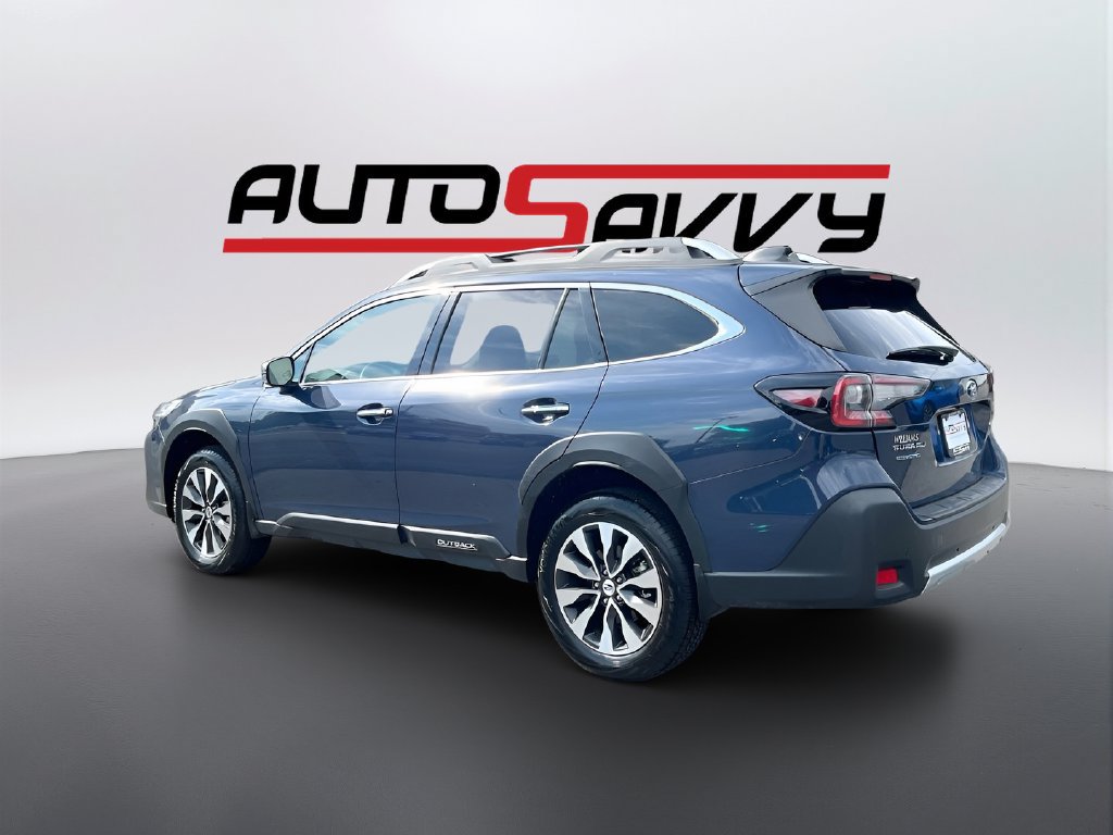 Used 2025 Subaru Outback Touring XT AWD/4WD image 5