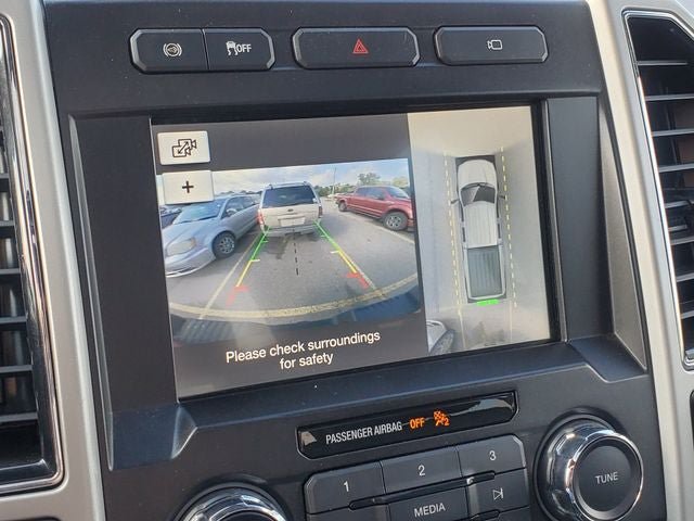 Used 2019 Ford F250 Lariat w/ Lariat Ultimate Package AWD/4WD image 17