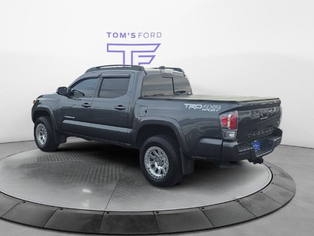 Used 2022 Toyota Tacoma TRD Sport w/ Technology Package AWD/4WD image 4