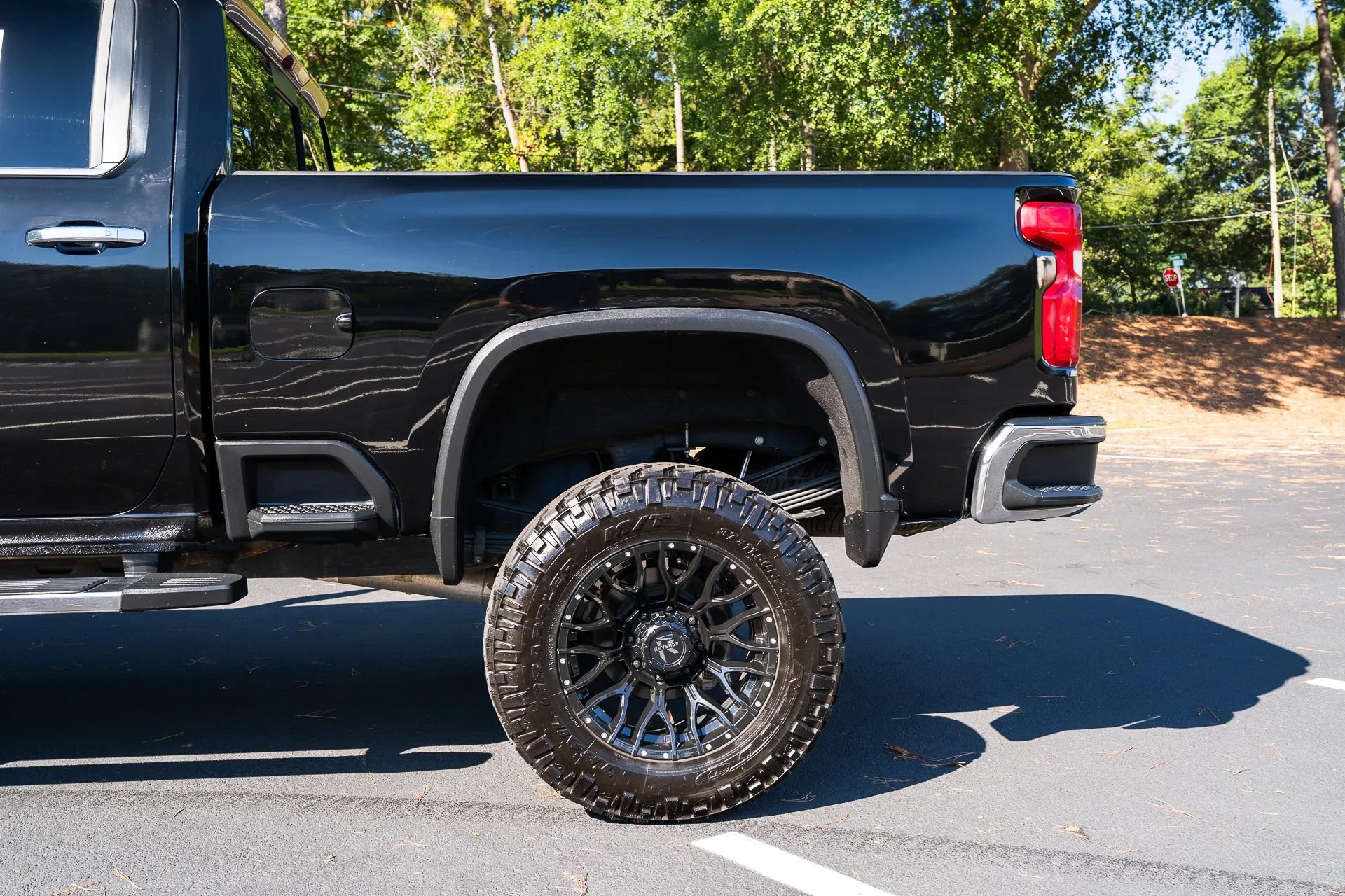Used 2020 Chevrolet Silverado 3500 LTZ w/ LTZ Plus Package AWD/4WD image 5