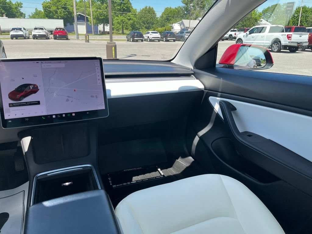 Used 2021 Tesla Model 3 Long Range AWD/4WD image 12