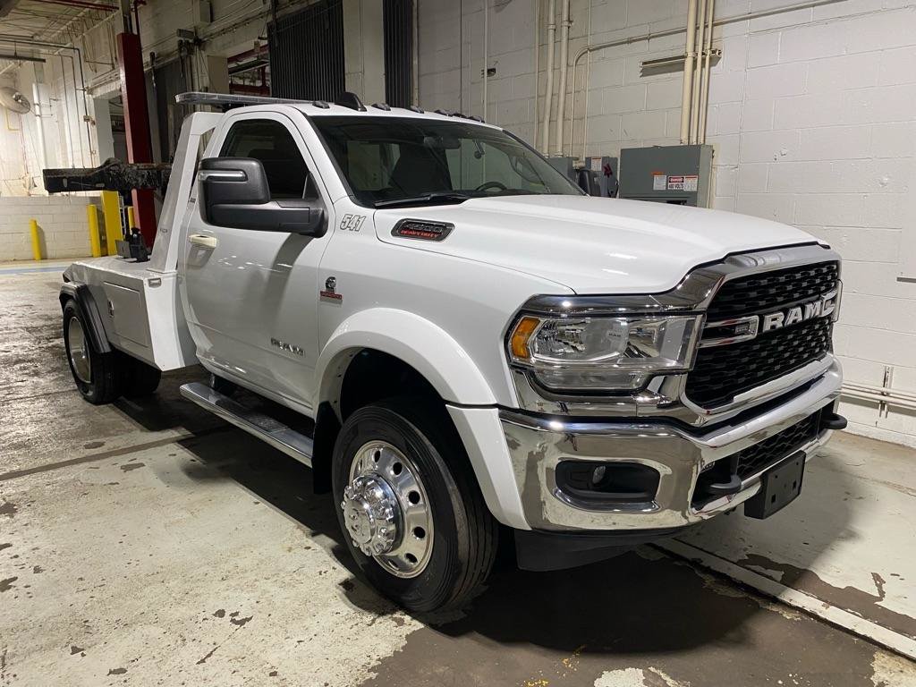 Used 2024 RAM 4500 SLT w/ Quick Order Package 2YG SLT RWD image 3