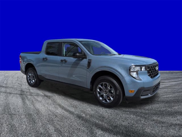 New 2026 Ford Maverick XLT w/ XLT Luxury Package FWD image 2