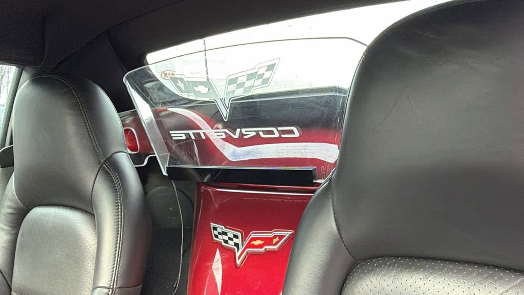 Used 2006 Chevrolet Corvette Convertible w/ Preferred Equipment Group image 11