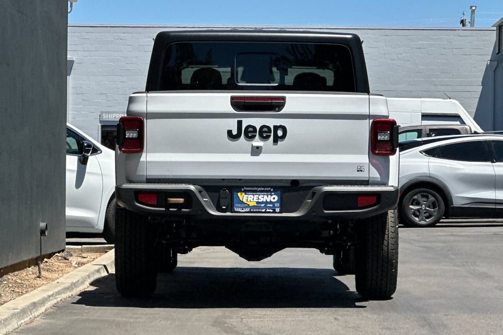 New 2026 Jeep Gladiator Sport AWD/4WD image 5