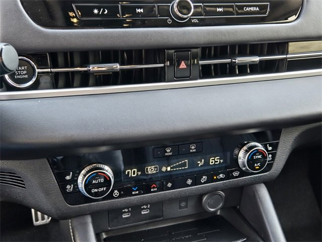 Used 2025 Mitsubishi Outlander SEL image 22