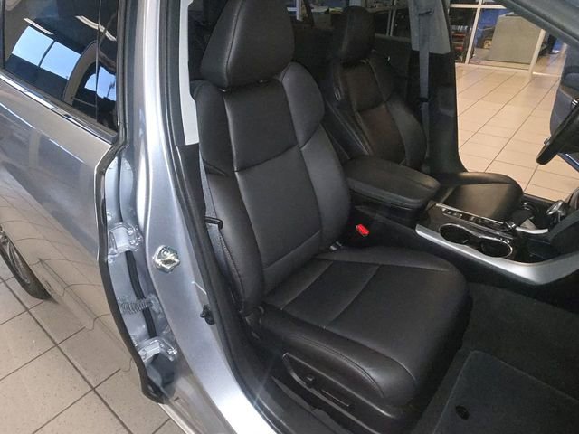 Used 2020 Acura TLX image 27