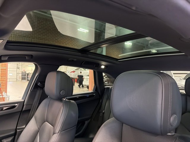 Used 2020 Porsche Macan image 20