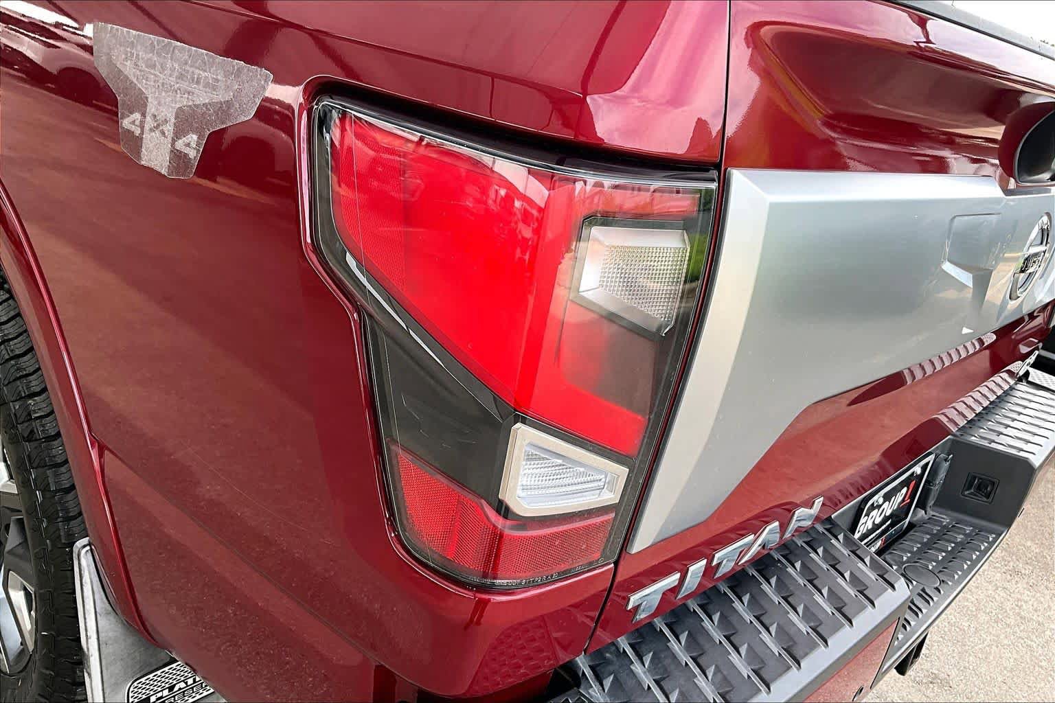 Used 2021 Nissan Titan Platinum Reserve w/ Moonroof Package AWD/4WD image 29