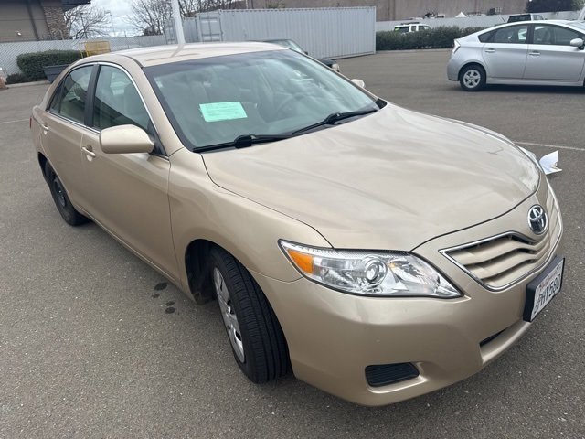 Used 2010 Toyota Camry image 5
