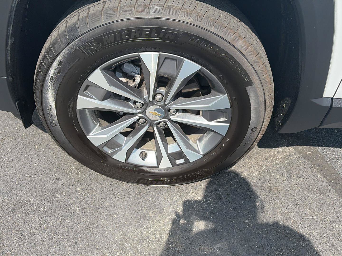 Used 2026 Chevrolet Equinox LT AWD/4WD image 30