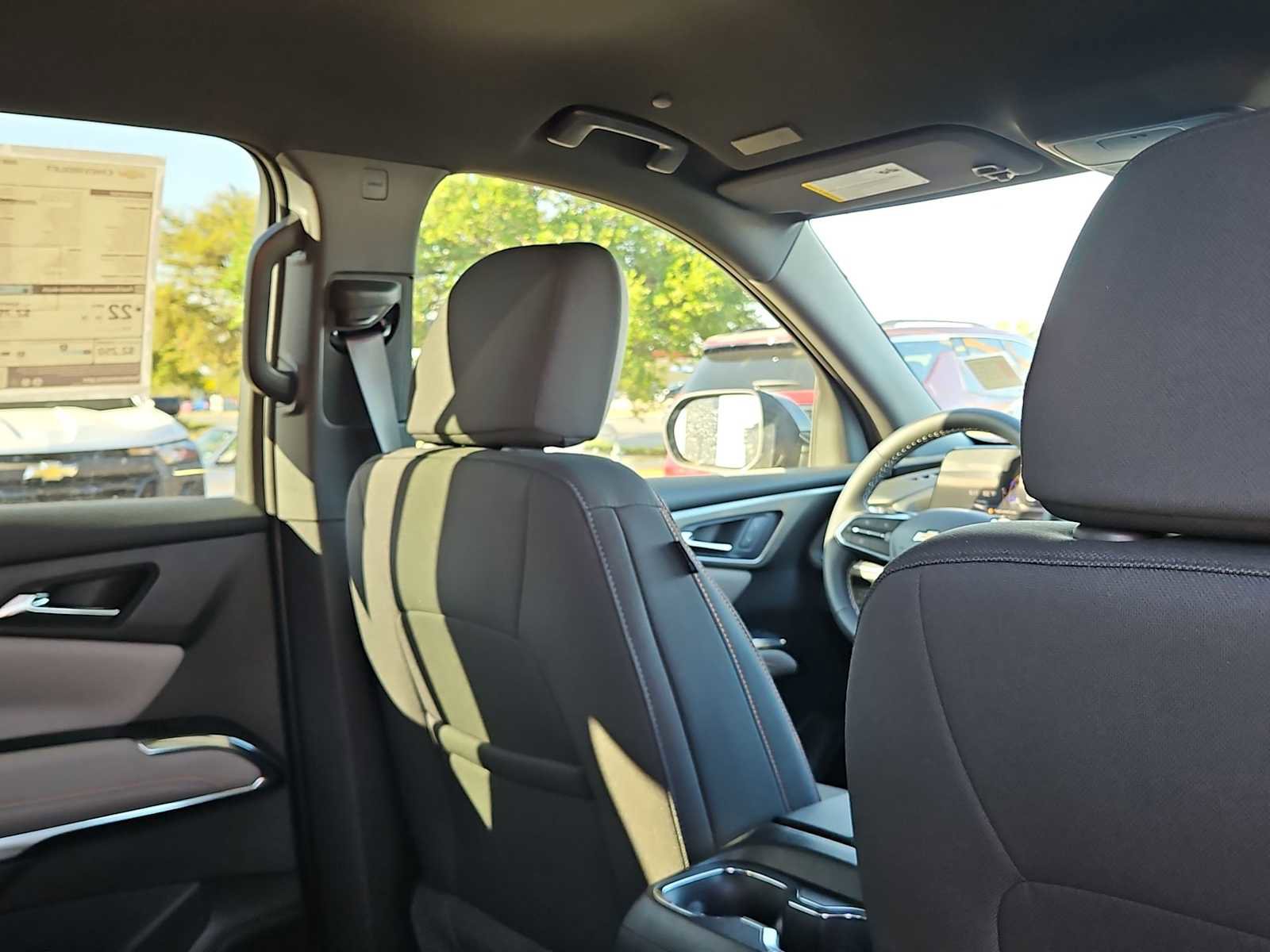 New 2026 Chevrolet Traverse LT w/ Driver Confidence Package image 14