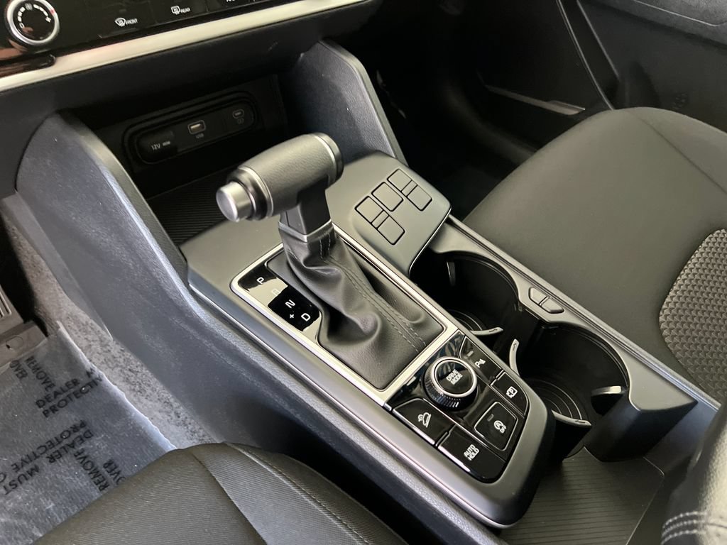 Used 2023 Kia Sportage LX FWD image 25