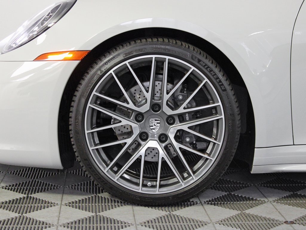 Used 2024 Porsche 911 Carrera 4 image 37