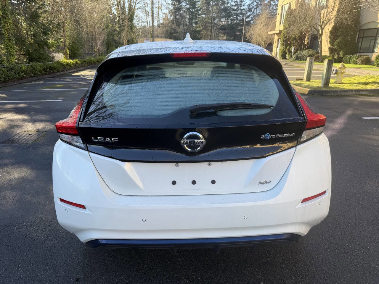 Used 2020 Nissan Leaf SV w/ SV Technology Package image 6