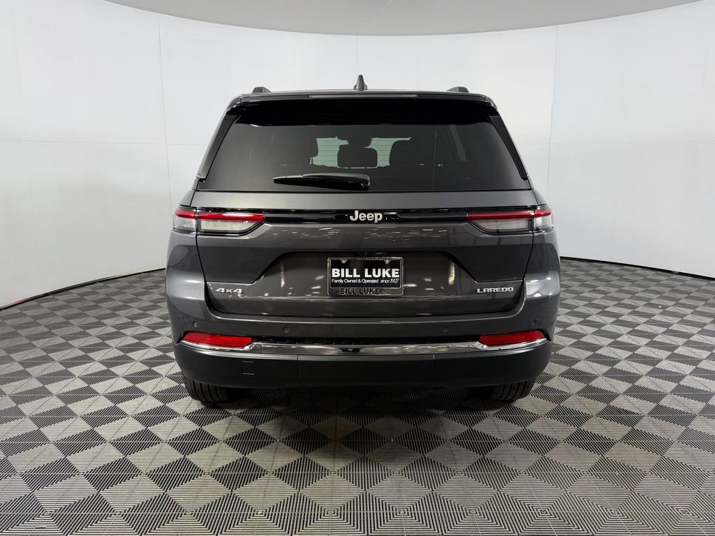 Certified 2024 Jeep Grand Cherokee Laredo X w/ Luxury Tech Group I image 8