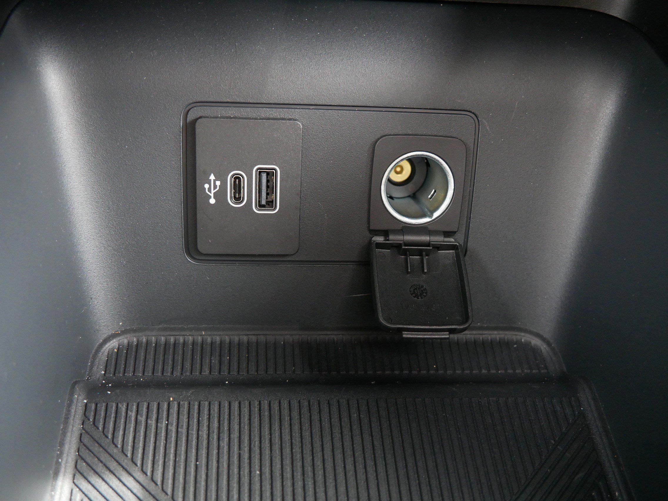 Used 2026 Ford Explorer Tremor w/ Tremor Ultimate Package AWD/4WD image 30