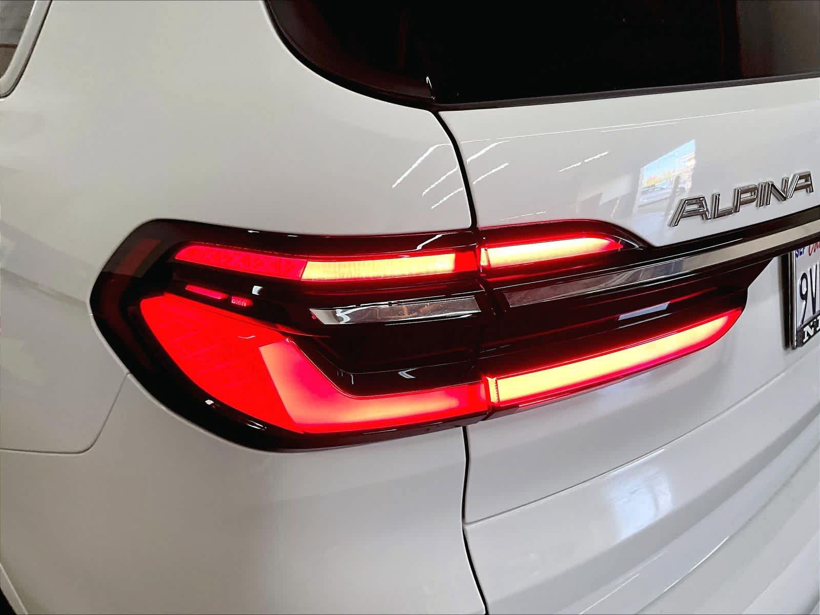 Used 2025 BMW ALPINA XB7 AWD/4WD image 33