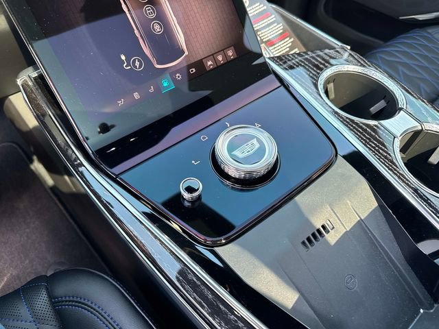 Certified 2025 Cadillac Escalade IQ Sport 1 AWD/4WD image 30