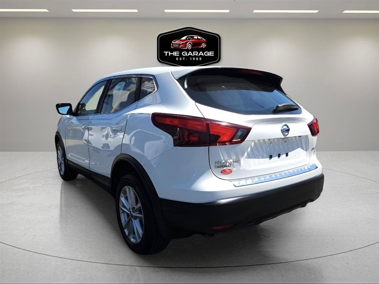 Used 2018 Nissan Rogue Sport S w/ S Appearance Package AWD/4WD image 6
