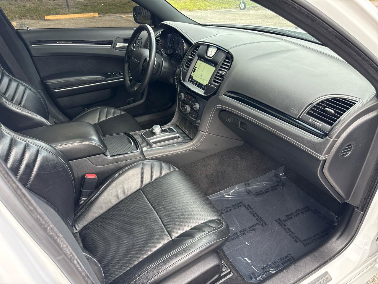 Used 2023 Chrysler 300 C RWD image 44