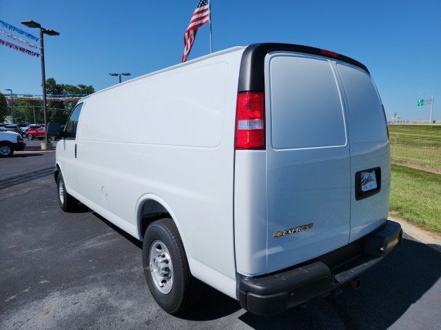 New 2025 Chevrolet Express 2500 WT w/ Enhanced Convenience Package image 4